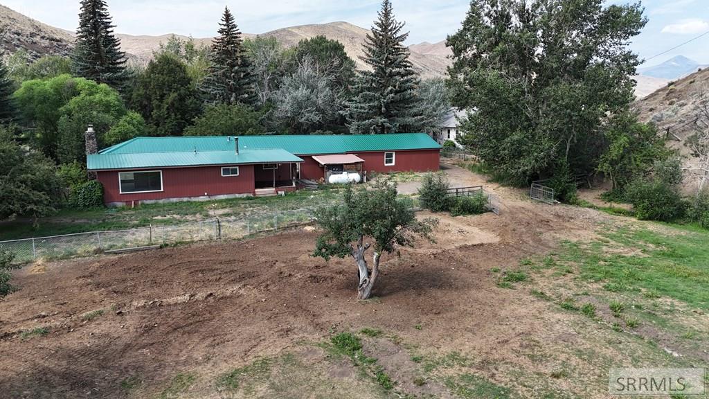 5480 Challis Creek Road Property Photo 51