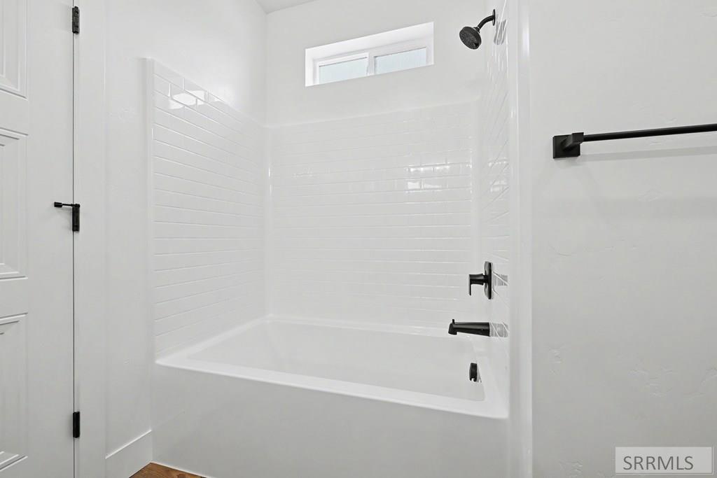 3131 Elixir Road Property Photo 6