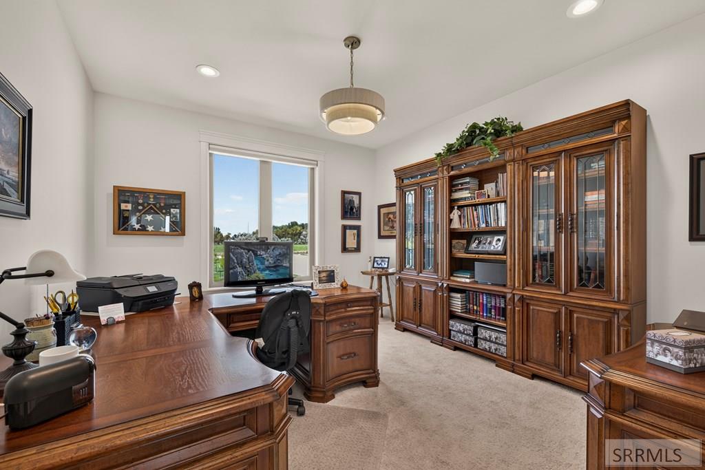 3777 E 369 N Property Photo 26