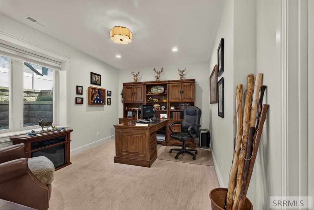 3777 E 369 N Property Photo 45
