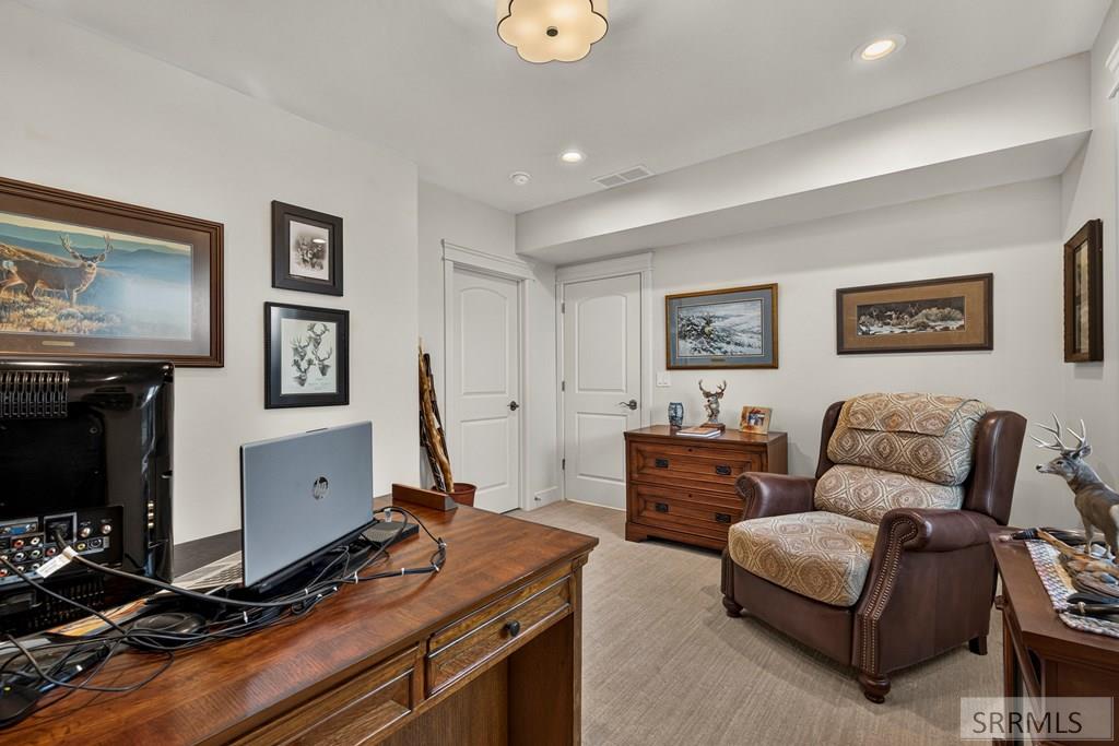 3777 E 369 N Property Photo 46