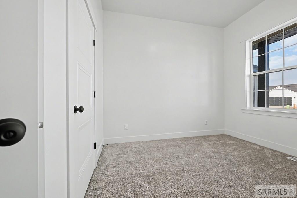 6939 Bronson Drive Property Photo 9