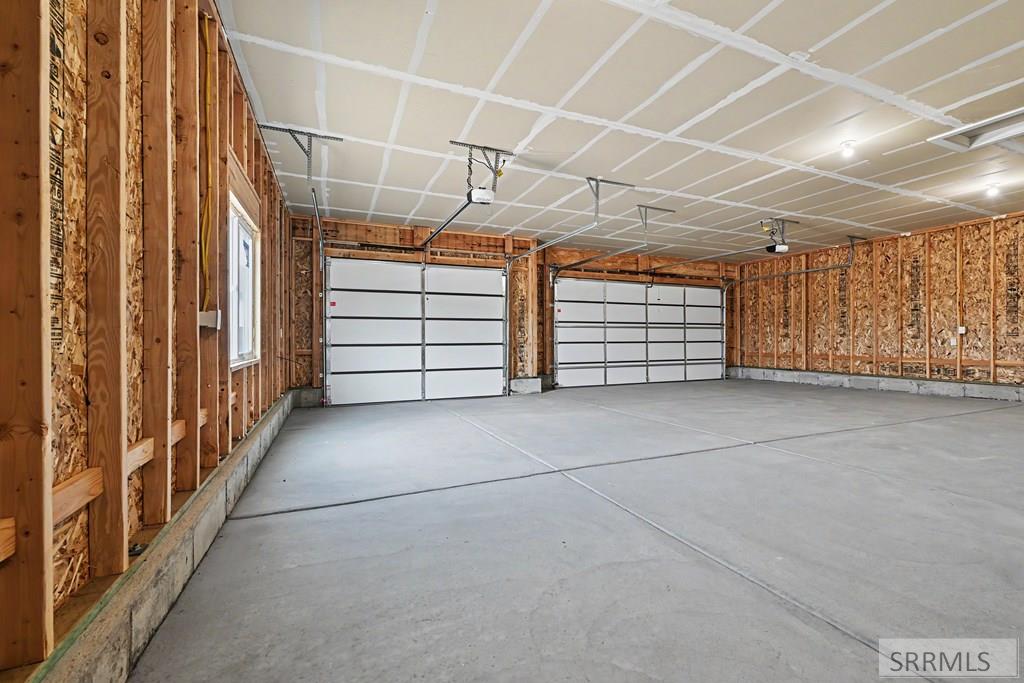 6939 Bronson Drive Property Photo 14