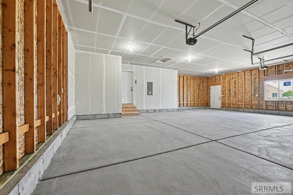 6939 Bronson Drive Property Photo 15