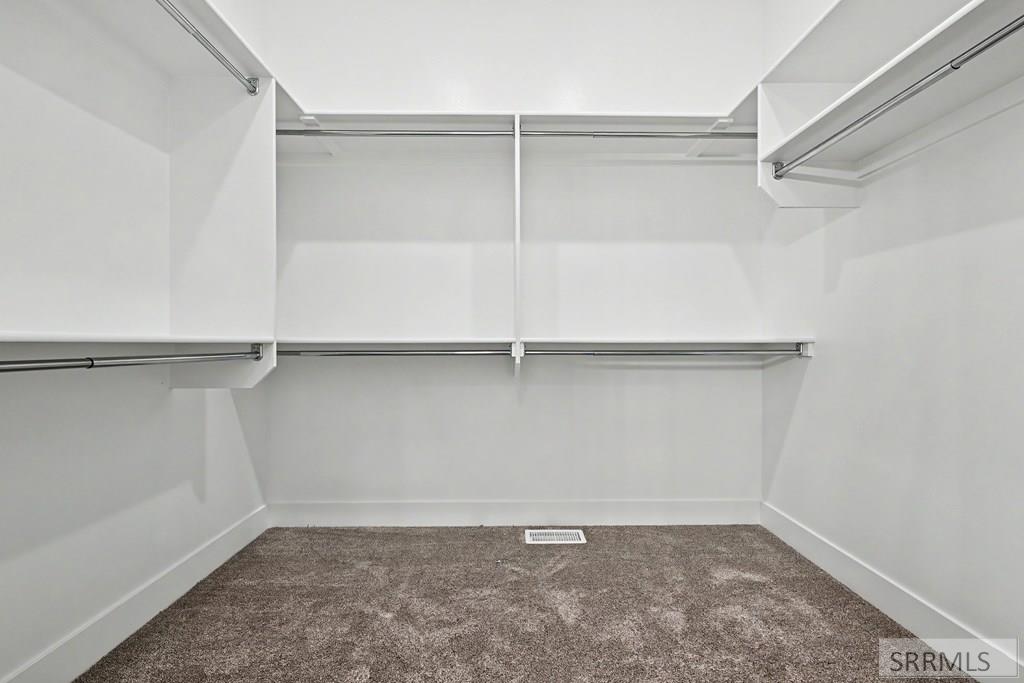 6907 Bronson Drive Property Photo 8