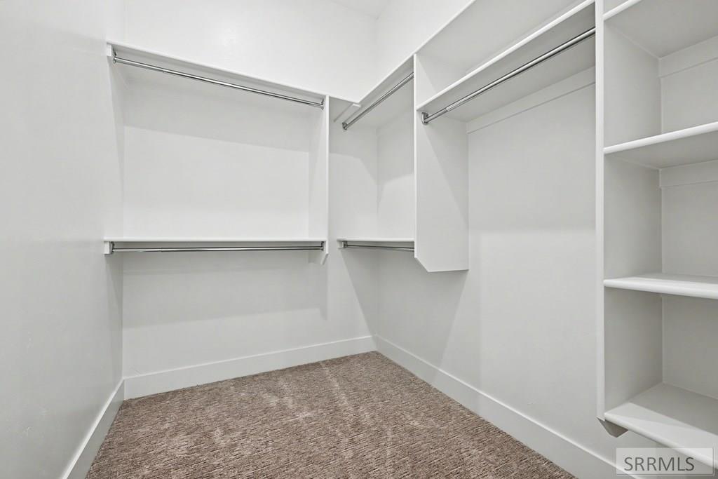 6883 Bronson Drive Property Photo 6