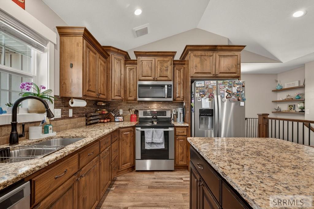 206 N 3600 E Property Photo 10