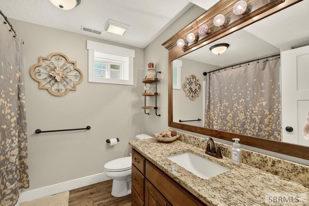 206 N 3600 E Property Photo 26