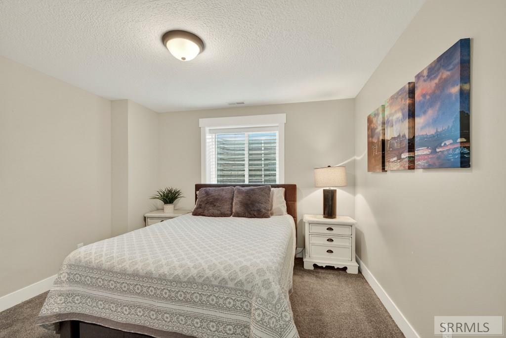 206 N 3600 E Property Photo 27