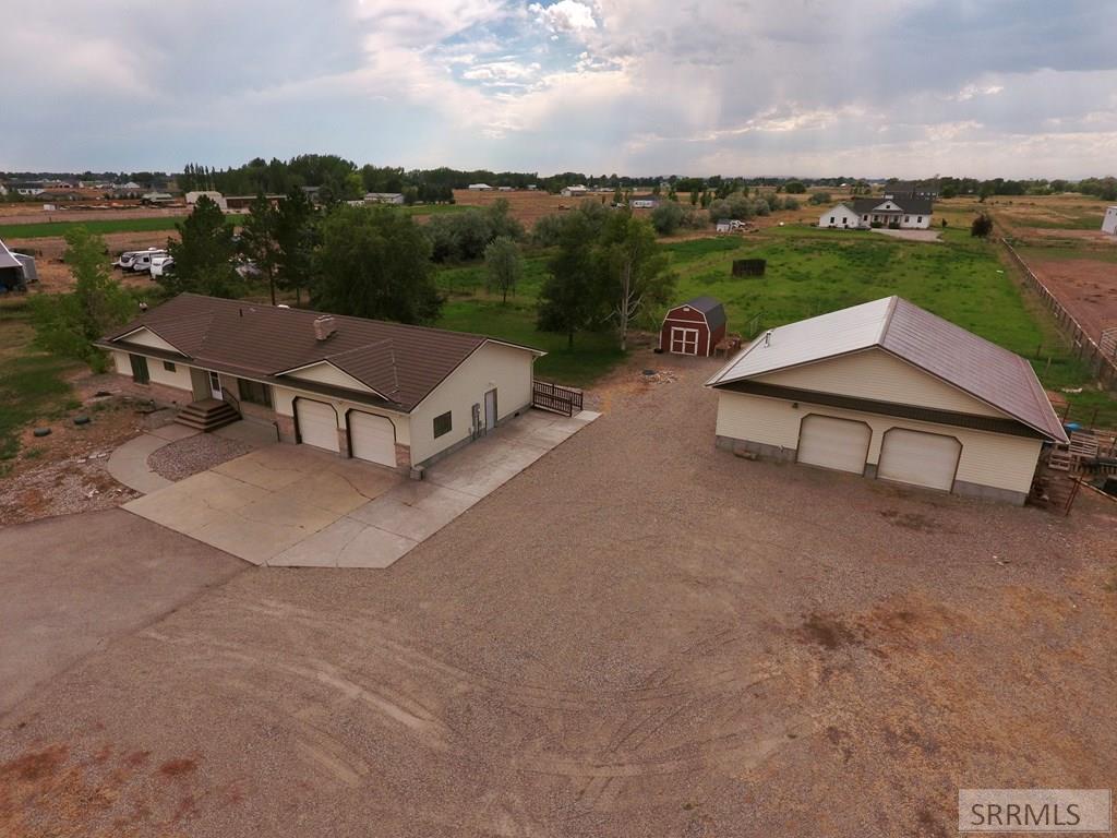 225 N 3800 E Property Photo 6