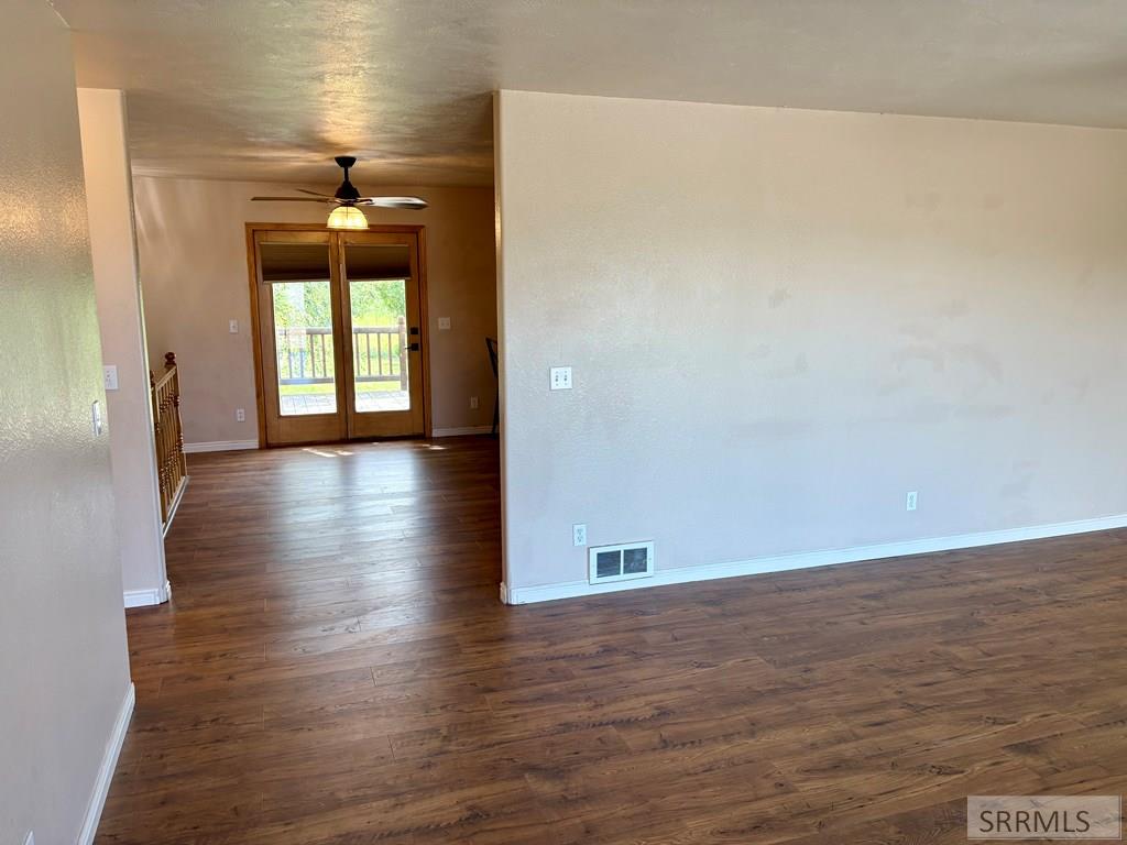 225 N 3800 E Property Photo 20