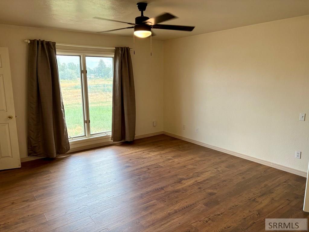 225 N 3800 E Property Photo 29