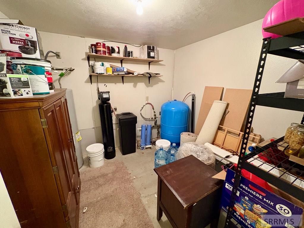 225 N 3800 E Property Photo 45