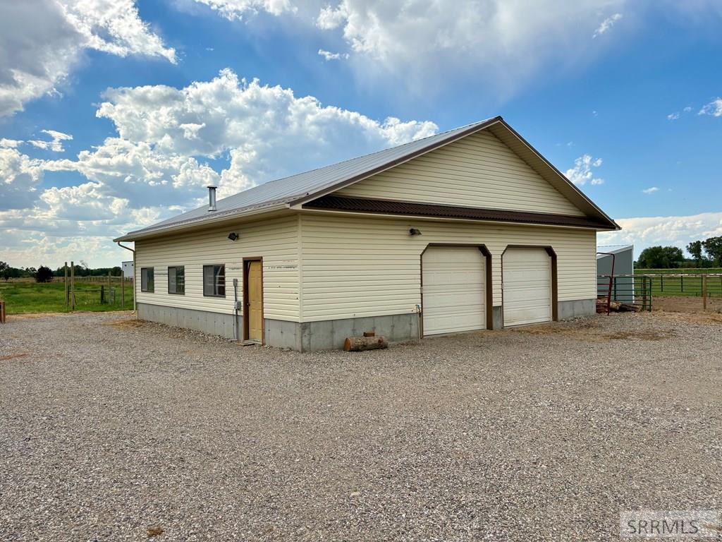 225 N 3800 E Property Photo 64