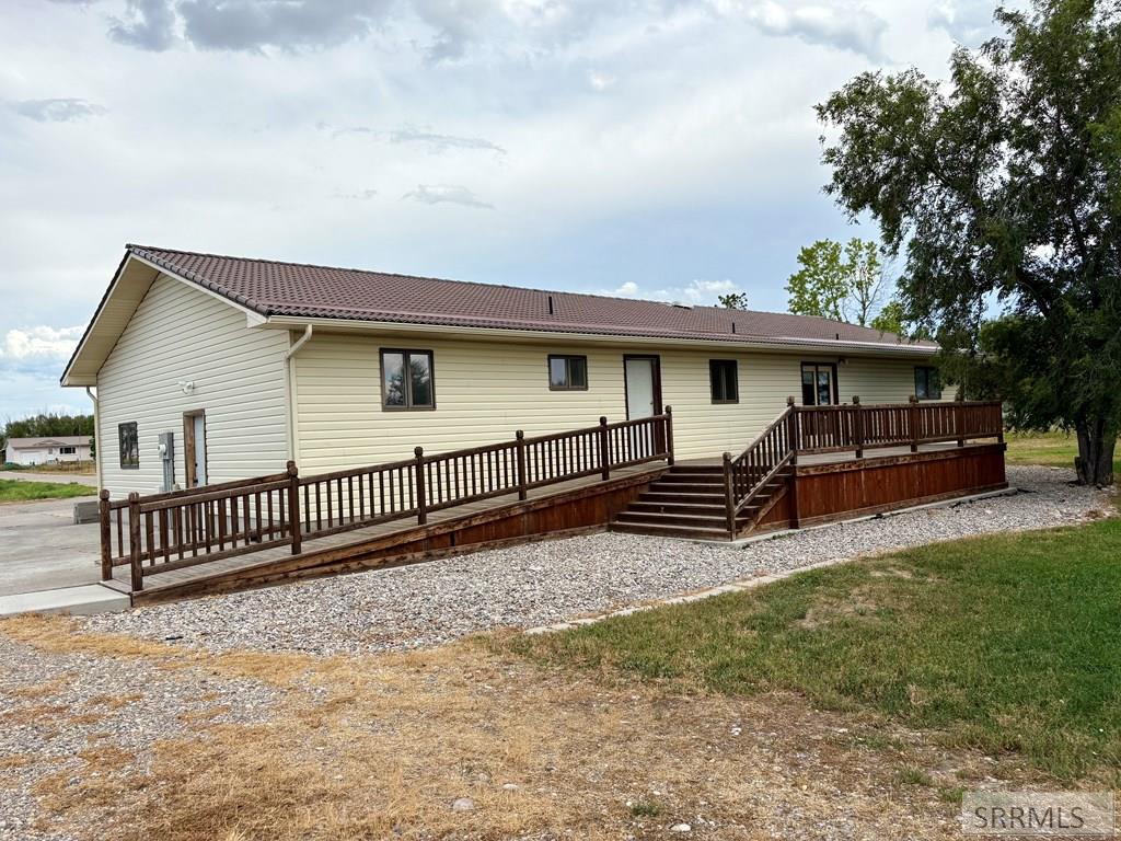 225 N 3800 E Property Photo 71