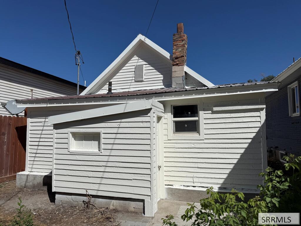 114 S 2 N Property Photo 10