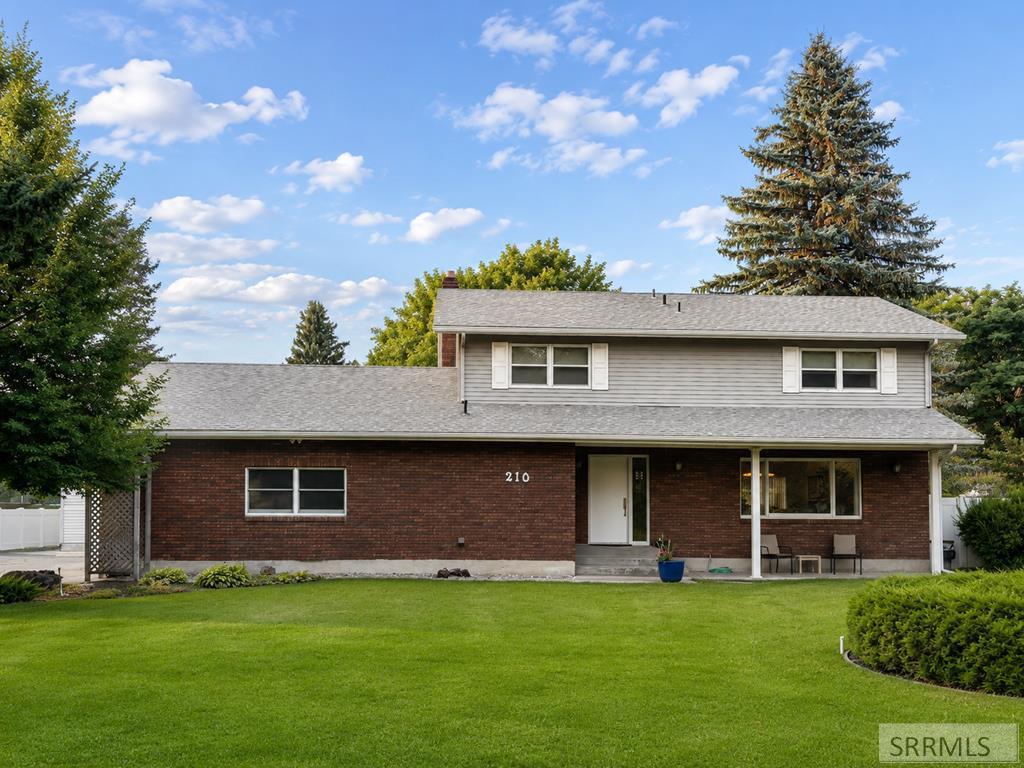 210 Sunny Heights Lane Property Photo 1
