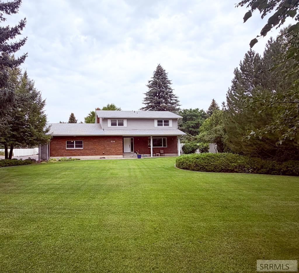 210 Sunny Heights Lane Property Photo 2