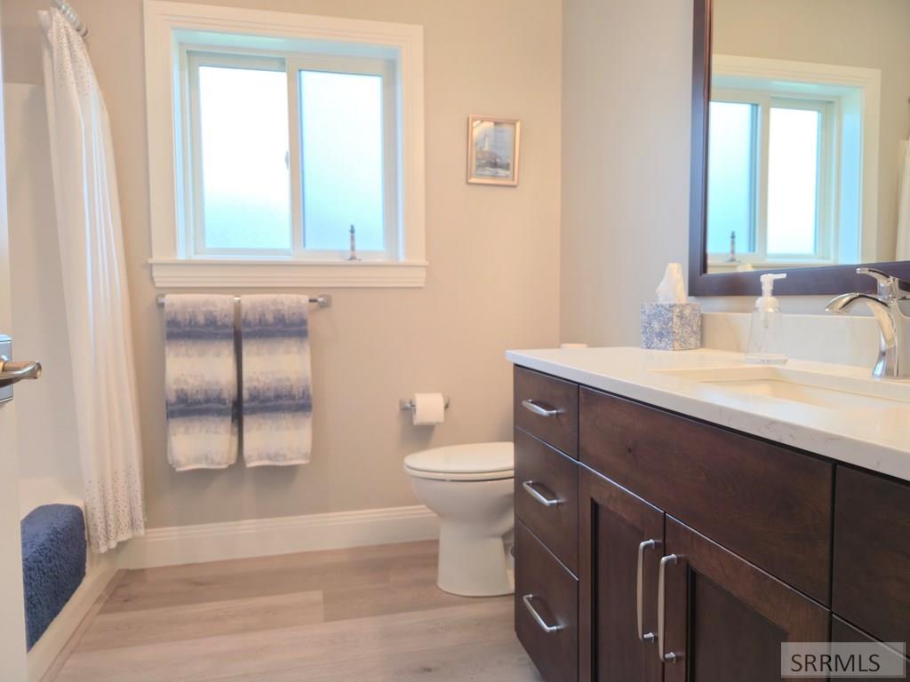 1012 Cypress Loop Property Photo 12
