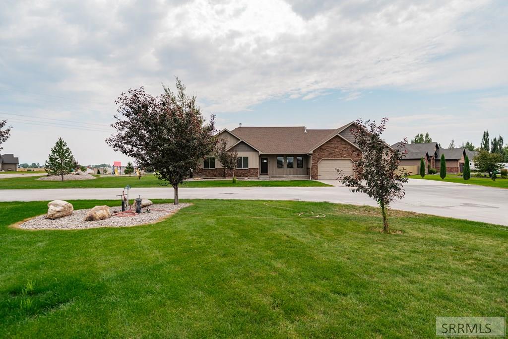 132 N 4020 E Property Photo 7
