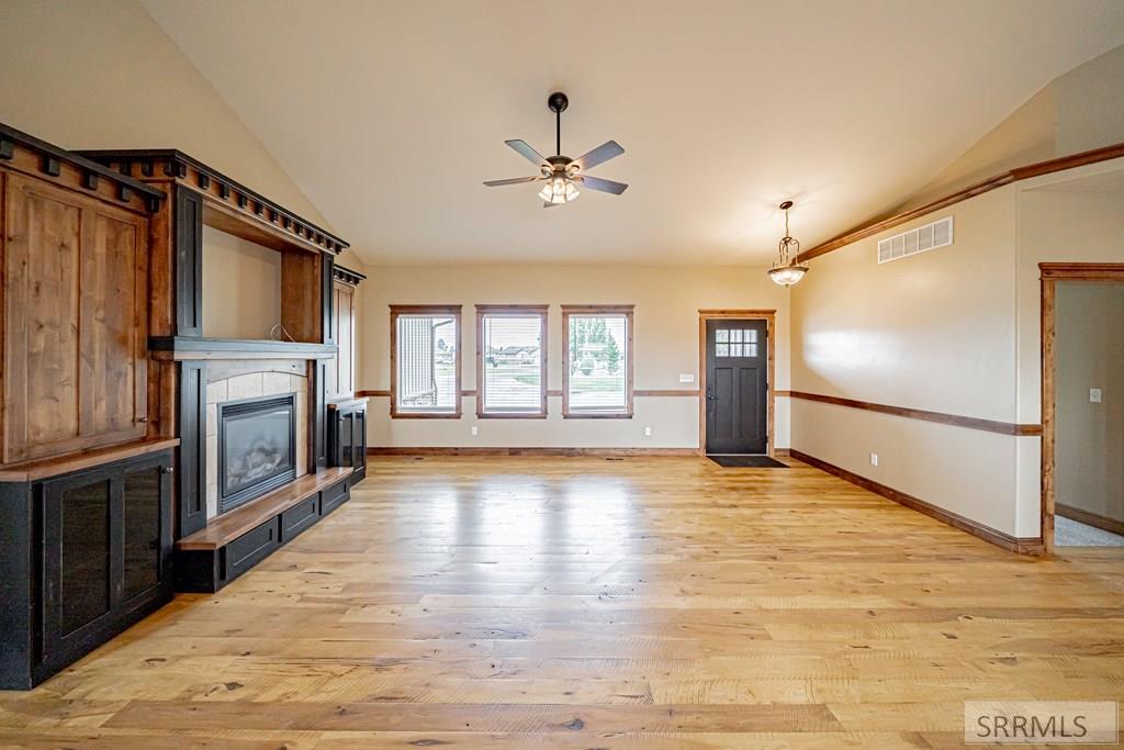 132 N 4020 E Property Photo 12