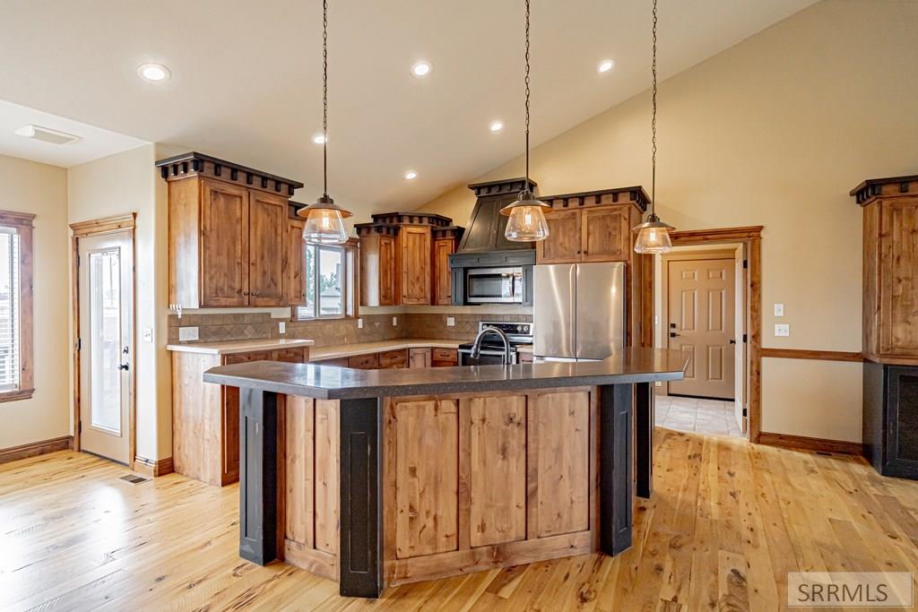 132 N 4020 E Property Photo 14