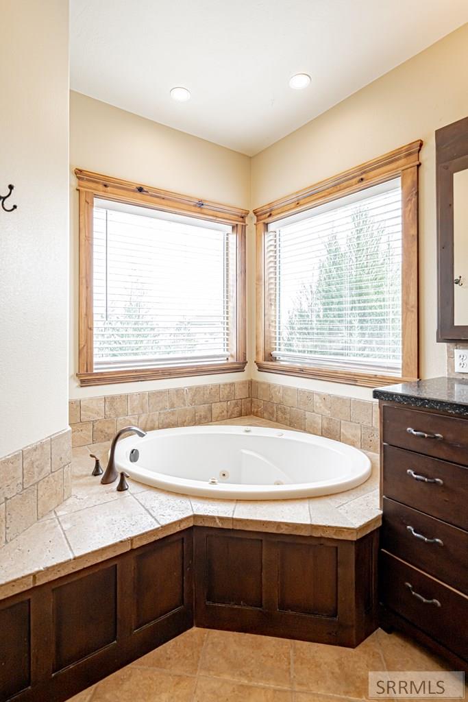 132 N 4020 E Property Photo 30