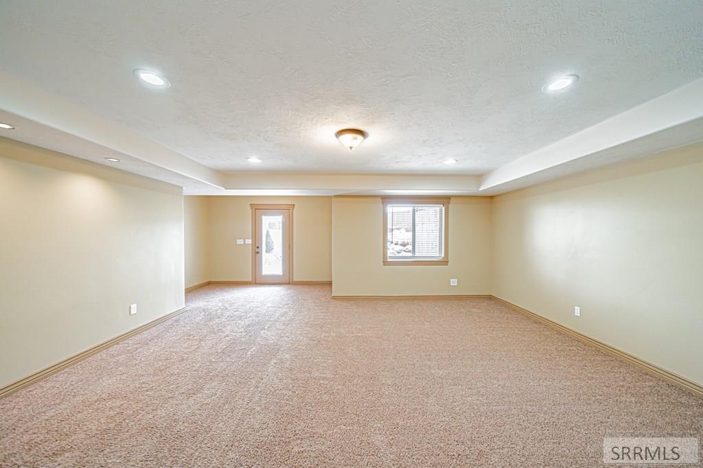132 N 4020 E Property Photo 42