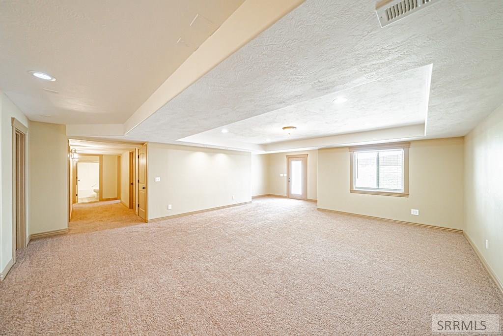 132 N 4020 E Property Photo 46