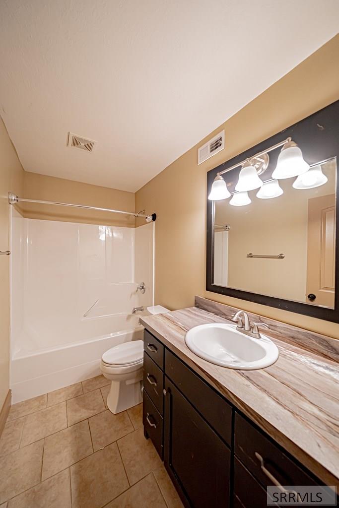 132 N 4020 E Property Photo 52