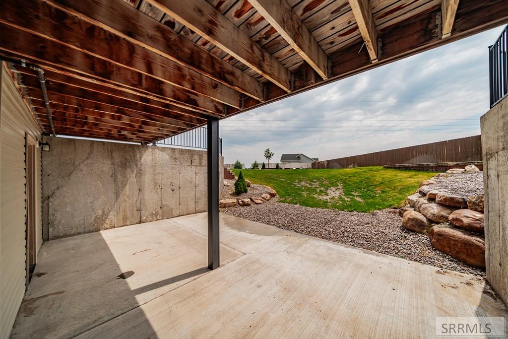132 N 4020 E Property Photo 65