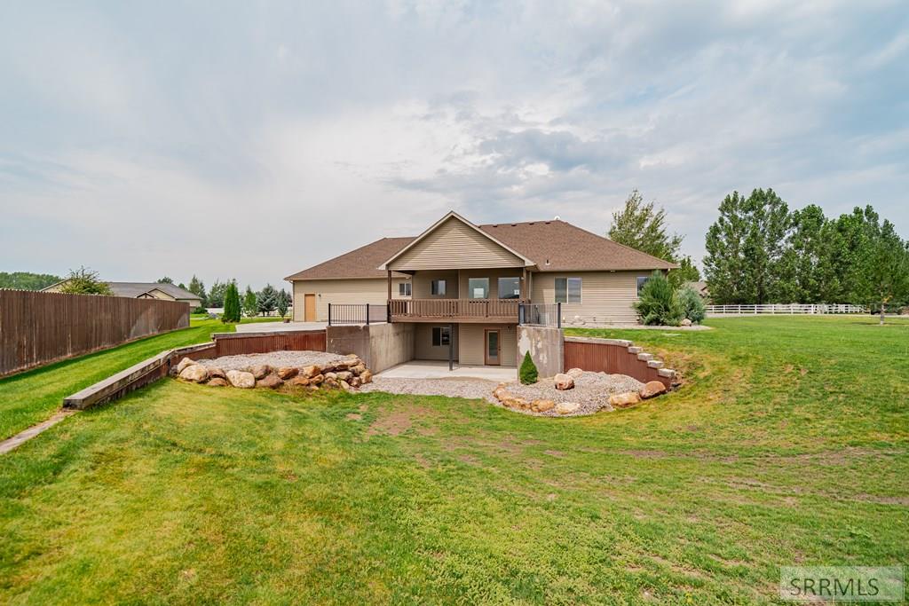 132 N 4020 E Property Photo 67