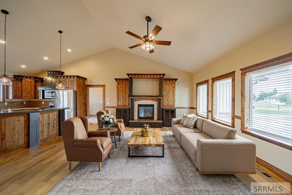 132 N 4020 E Property Photo 76