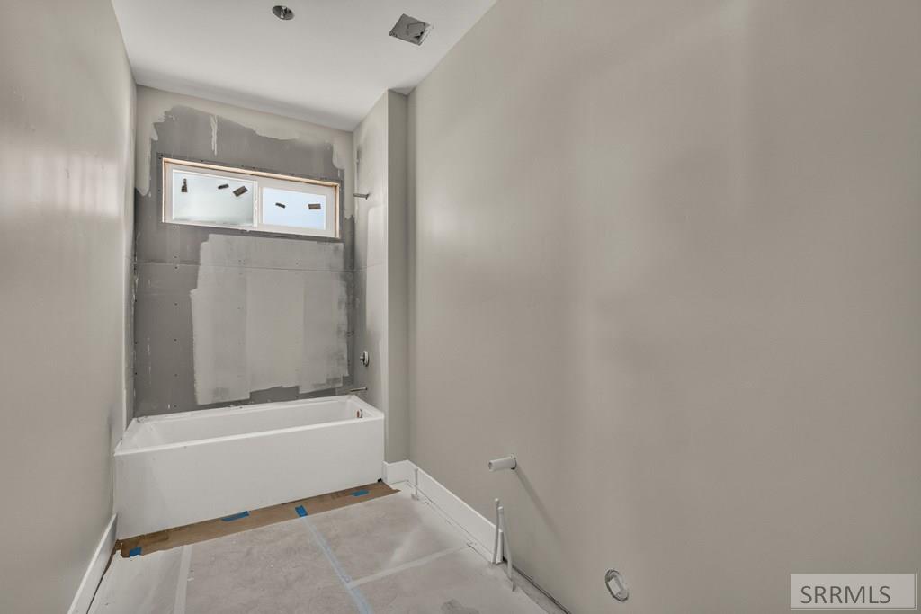1166 Castle Pines Road Property Photo 12