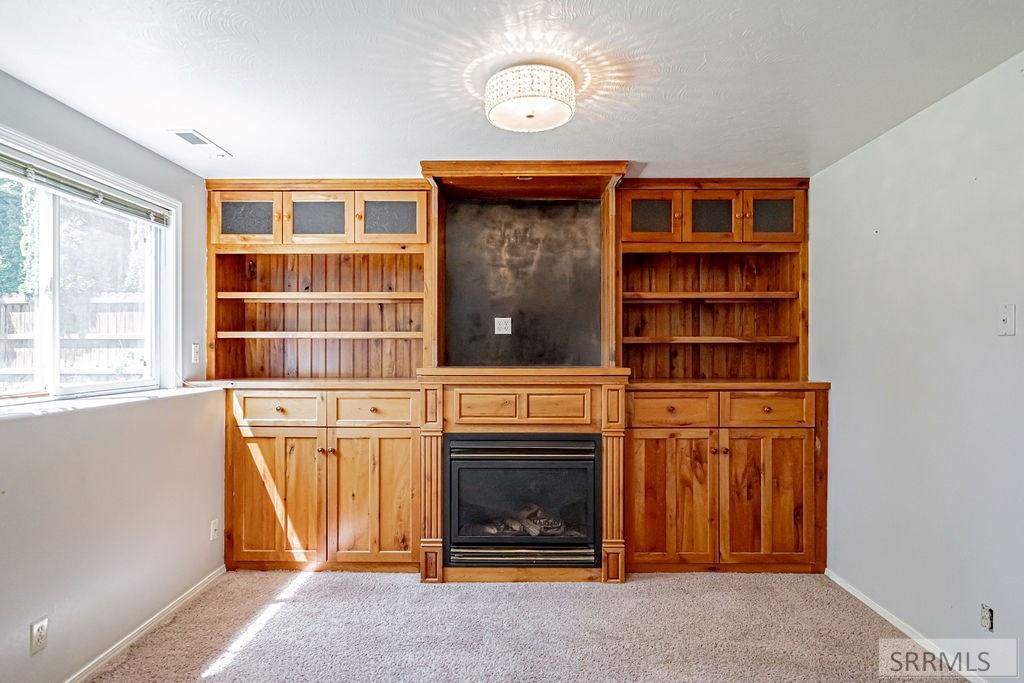 3854 E 12 N Property Photo 11