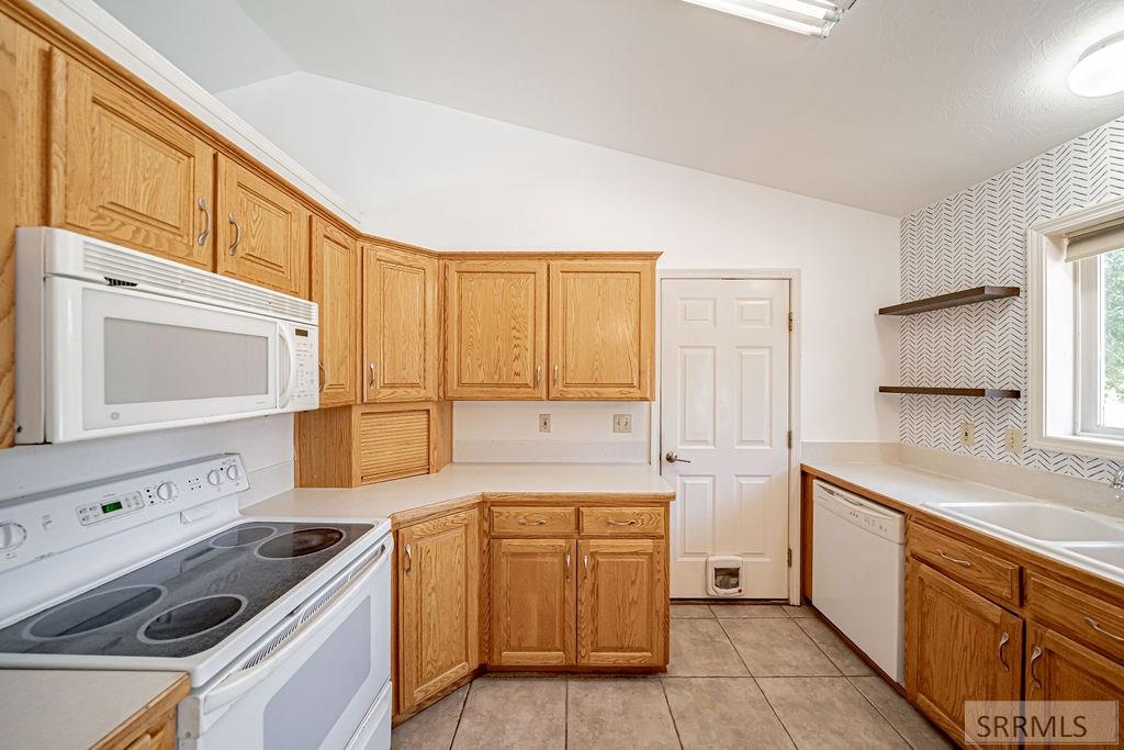 3854 E 12 N Property Photo 23