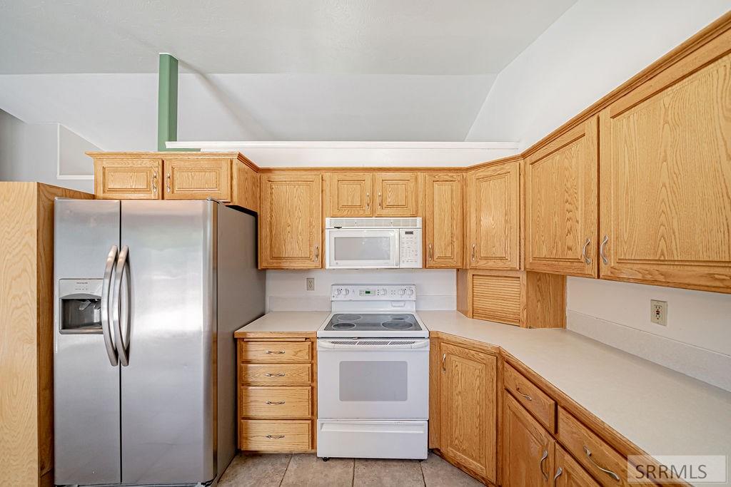 3854 E 12 N Property Photo 25