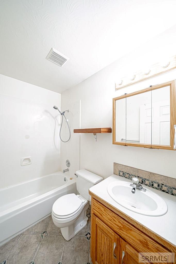 3854 E 12 N Property Photo 34