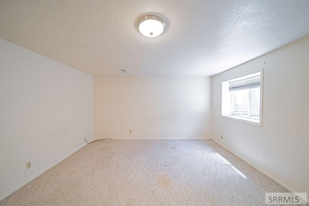 3854 E 12 N Property Photo 41