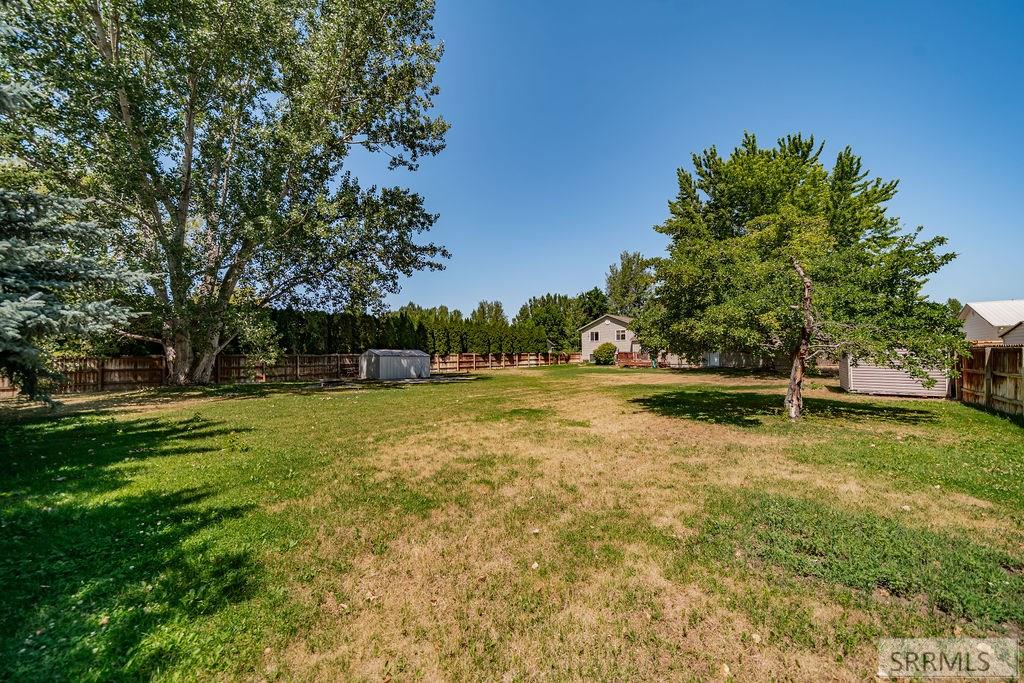 3854 E 12 N Property Photo 53
