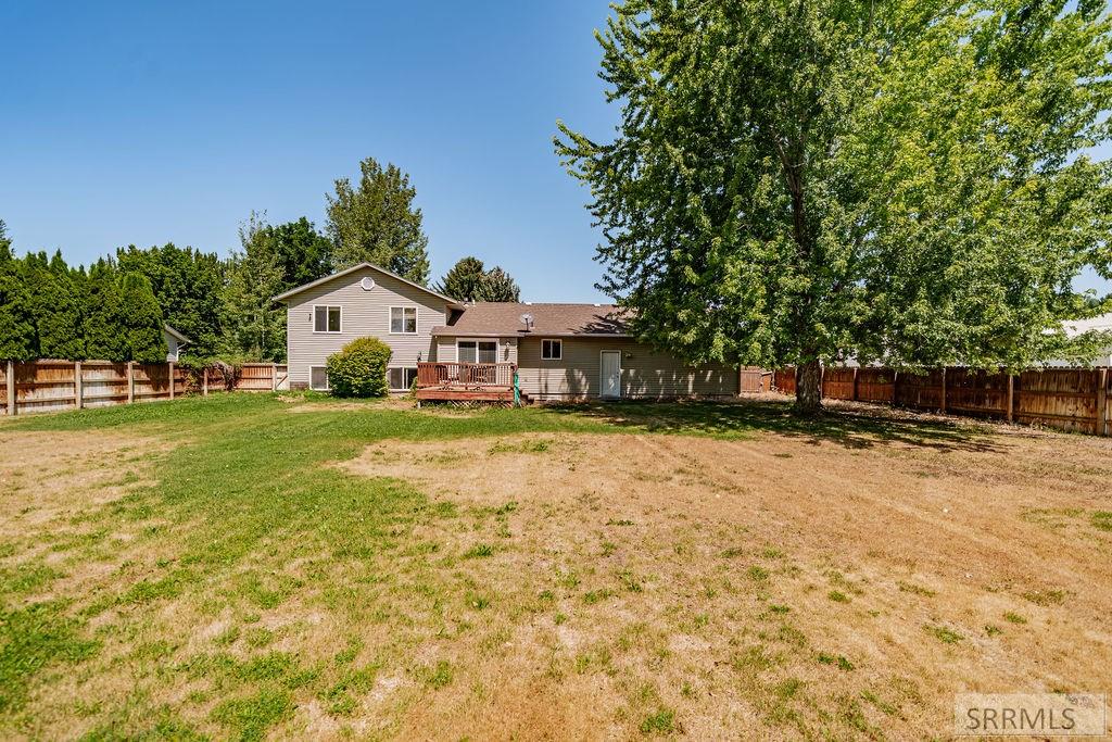 3854 E 12 N Property Photo 54