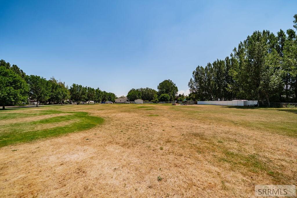3854 E 12 N Property Photo 57