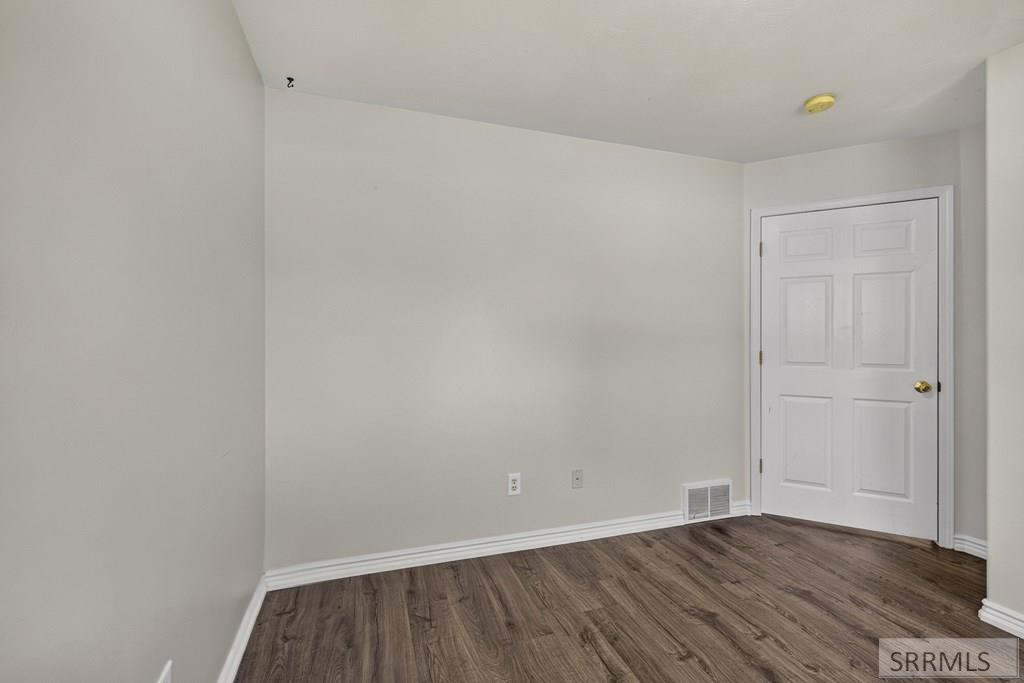 3976 E 200 N Property Photo 23