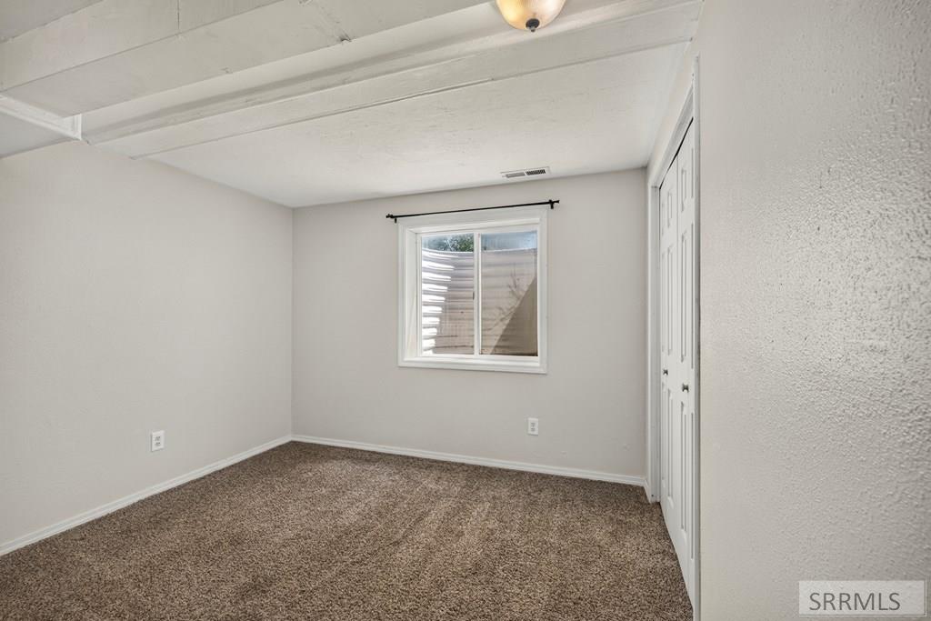 3976 E 200 N Property Photo 29