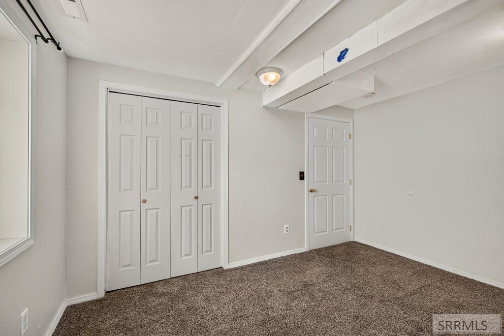 3976 E 200 N Property Photo 32