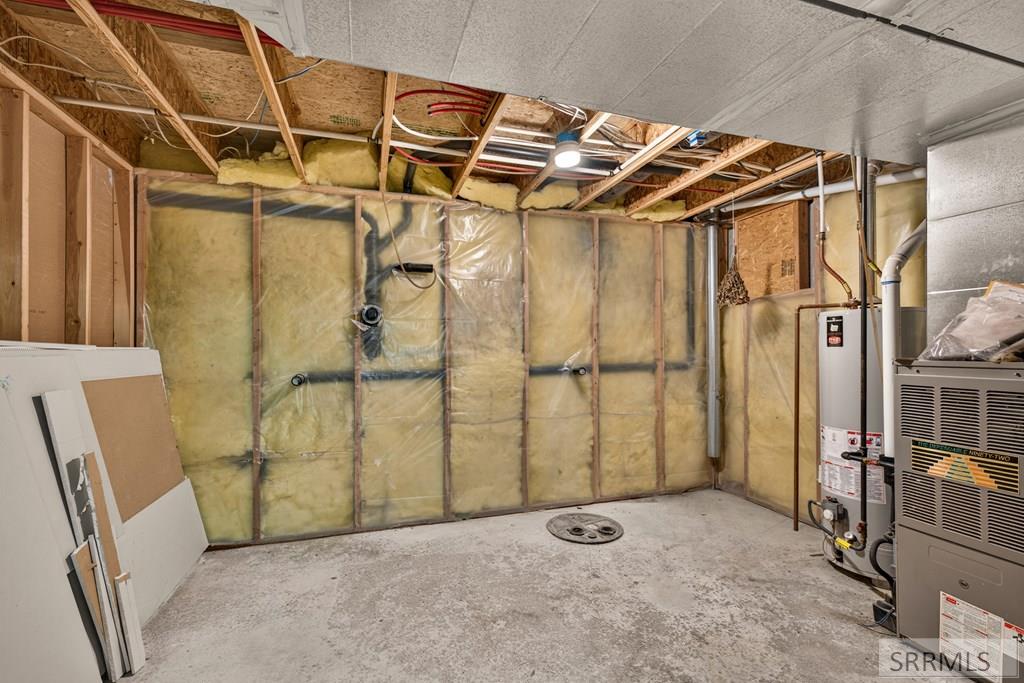 3976 E 200 N Property Photo 37