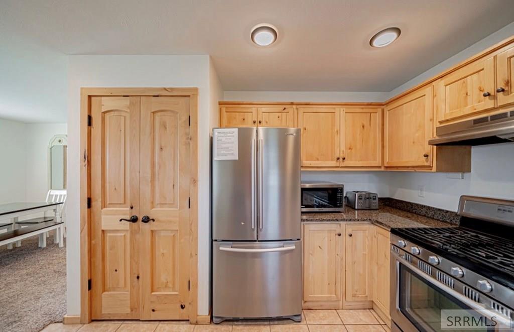 177 S 4th W Property Photo 78