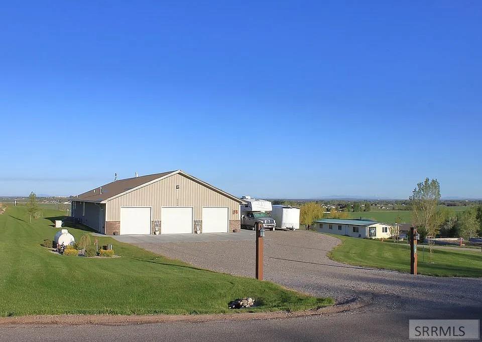 1184 N 1325 E Property Photo 1