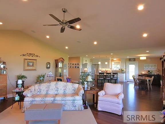1184 N 1325 E Property Photo 12