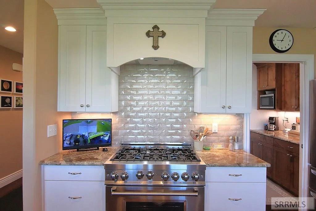 1184 N 1325 E Property Photo 14